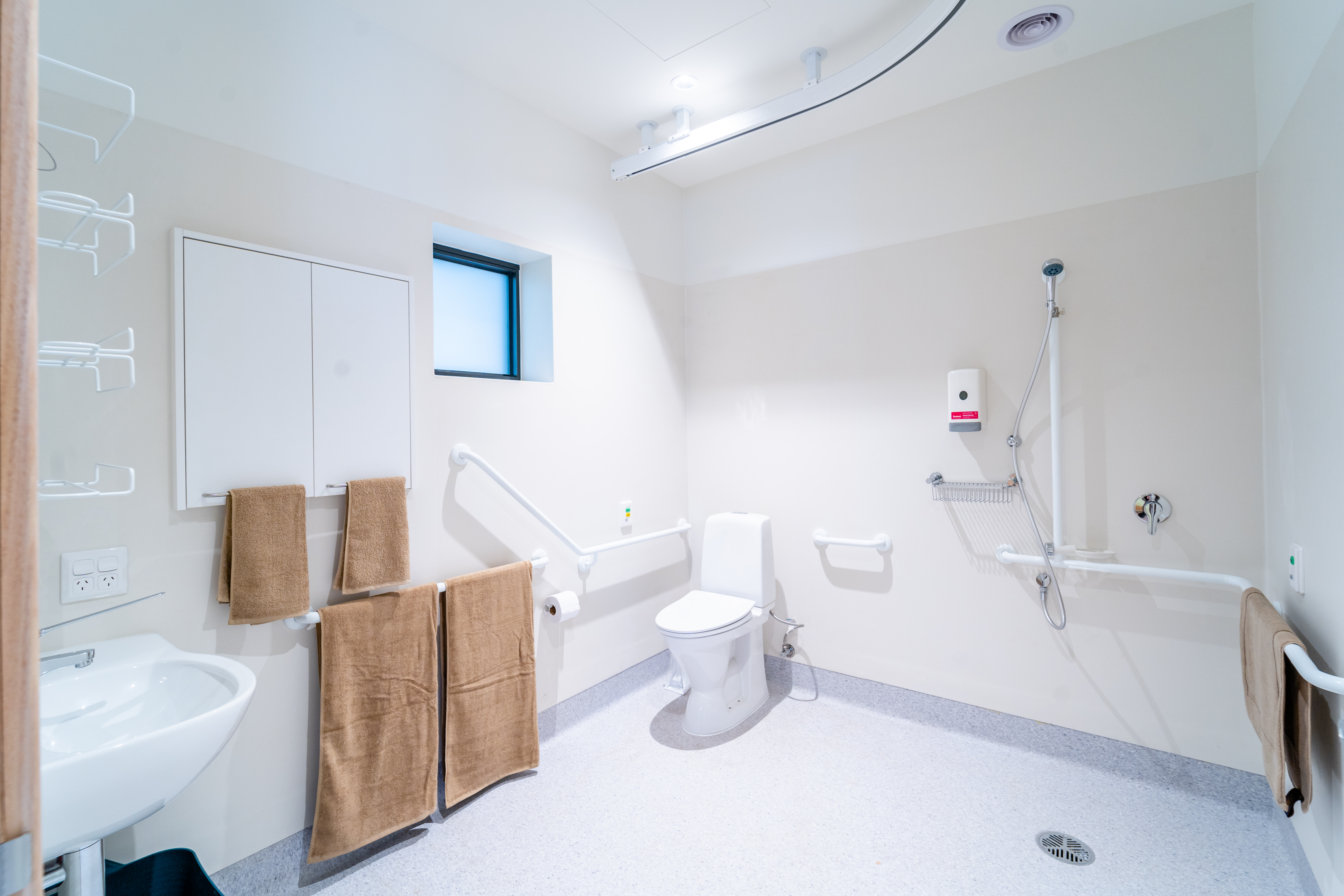 2024 - Tom Fitzgerald RAC - Bathroom