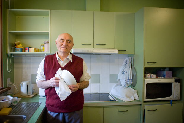 Drying the dishes