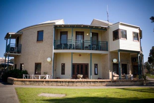 Port Melbourne hostel