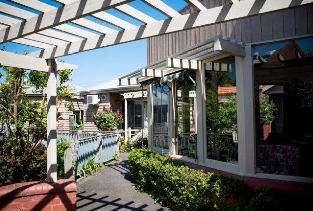 Gilgunya pergola